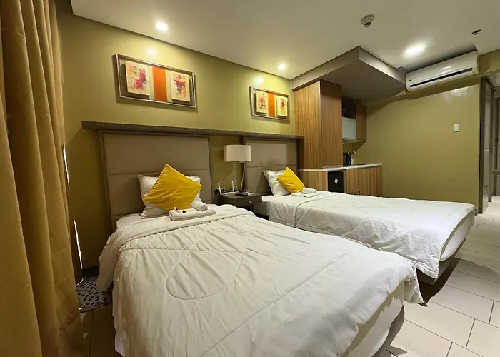 9th Floor Deluxe Cozy Staycation Antel Residences